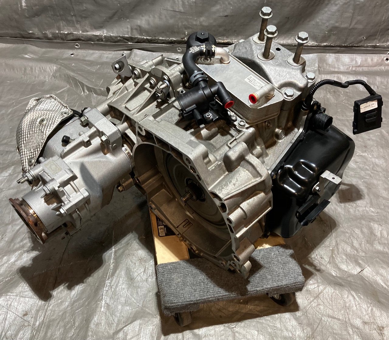 2015-2017 Volkswagen MK7 Golf R 6 Speed DSG Automatic Transmission / Transfer Case / PZS / 108k M7R10 - Image 4