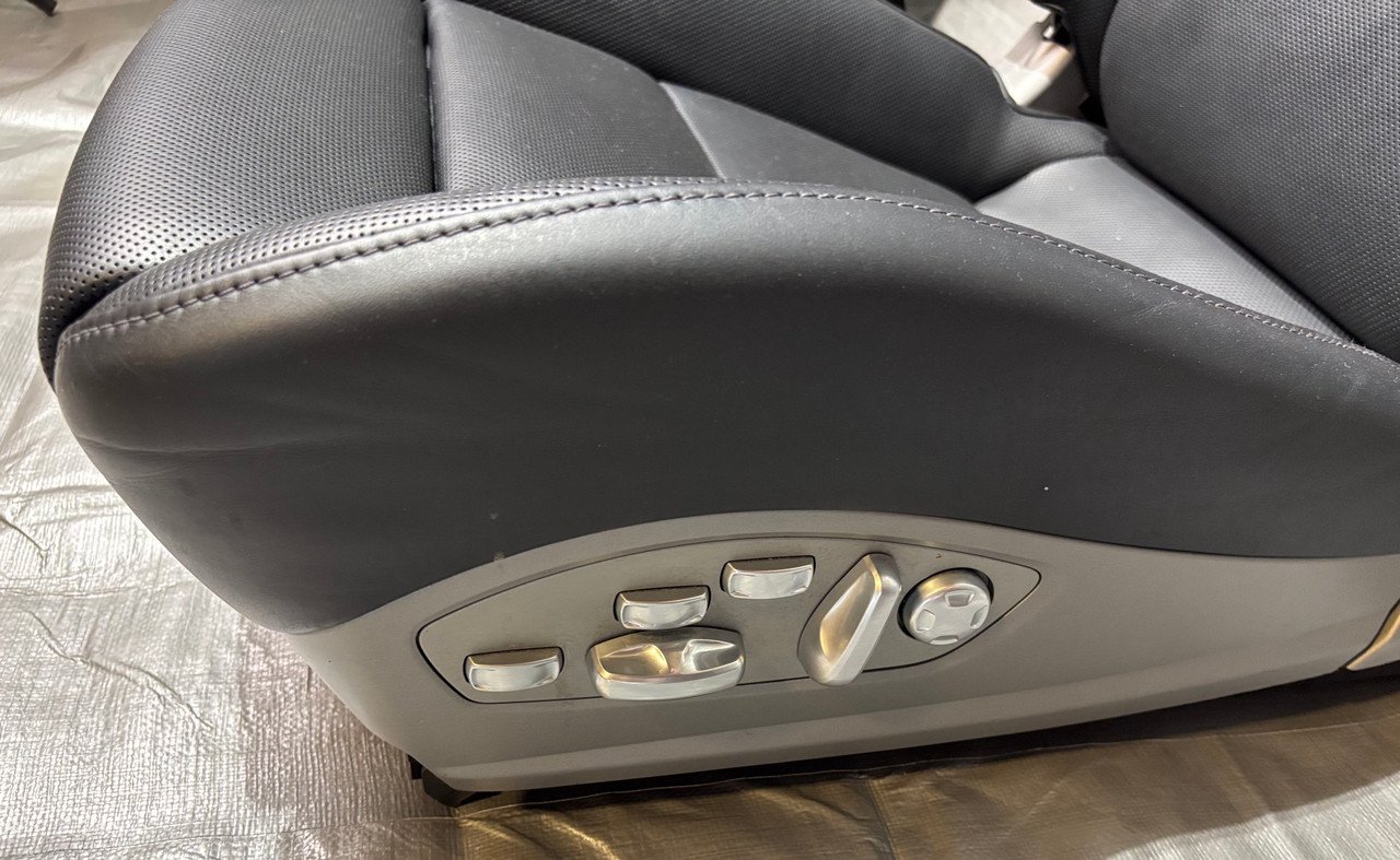 2013-2016 Porsche 981 Boxster 18-Way Adaptive Sport Seats w/ Ventilation / Black Leather / Pair / BC206 - Image 9