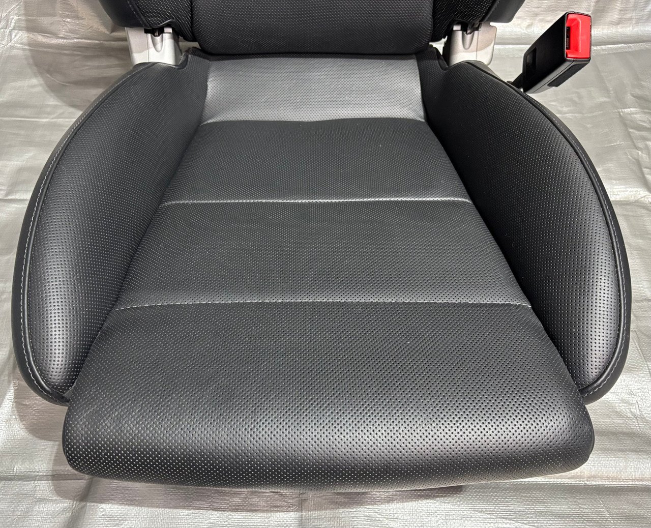 2013-2016 Porsche 981 Boxster 18-Way Adaptive Sport Seats w/ Ventilation / Black Leather / Pair / BC206 - Image 13