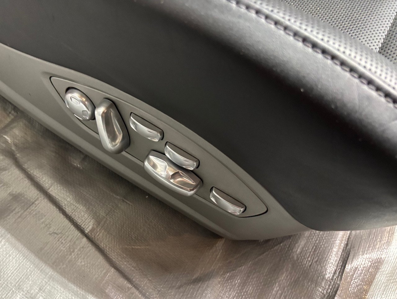 2013-2016 Porsche 981 Boxster 18-Way Adaptive Sport Seats w/ Ventilation / Black Leather / Pair / BC206 - Image 14
