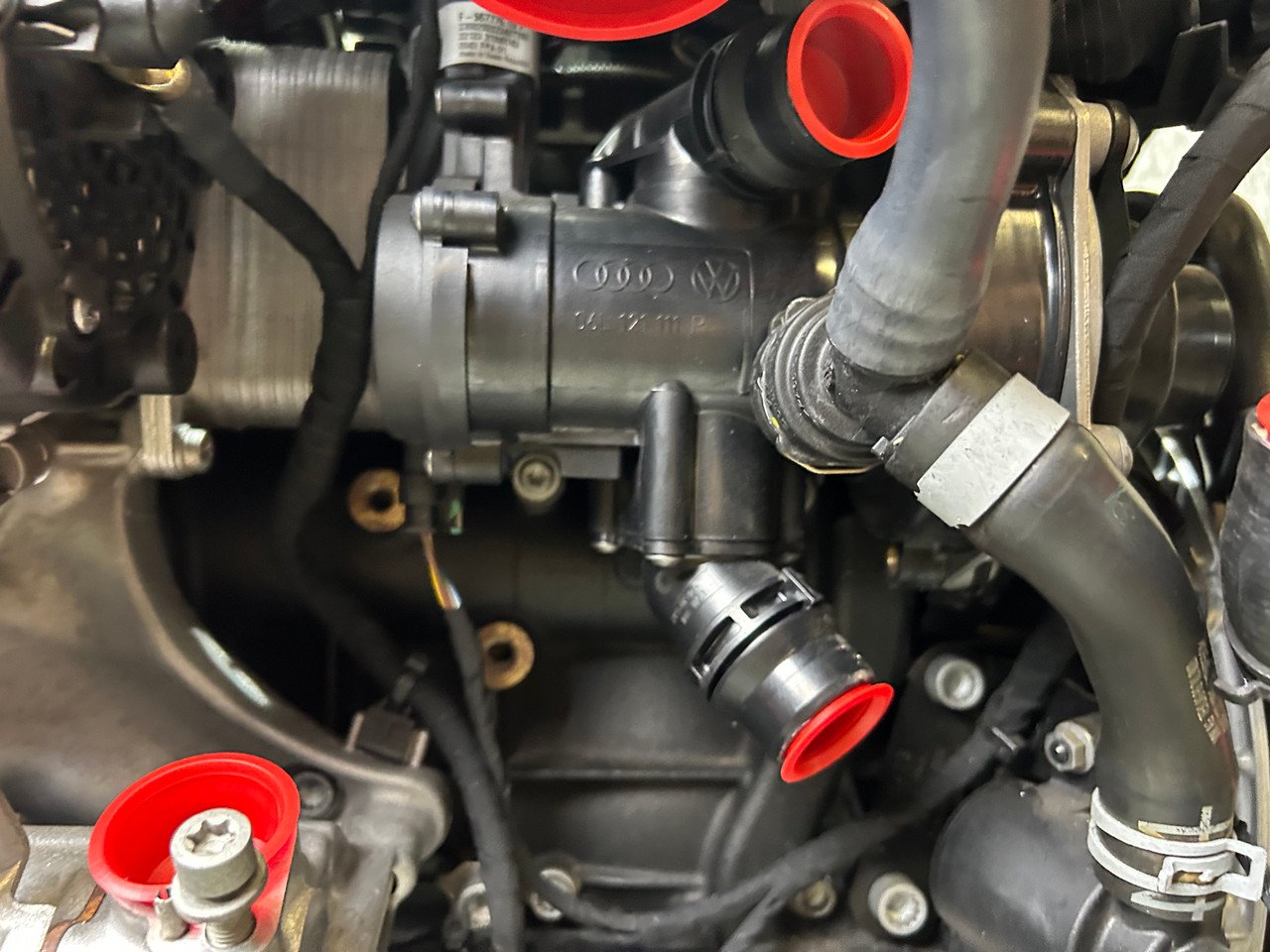 2022-2025 Volkswagen MK8 Golf R 2.0l Engine Long Block / DSFA / 19K M8R01 - Image 15