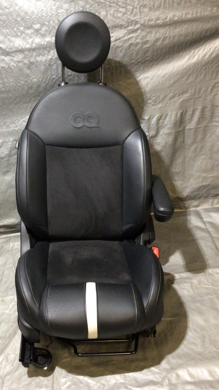 2014 Fiat 500c GQ Edition Black Leather / Suede Front & Rear Seat Set / F5017 - Image 25