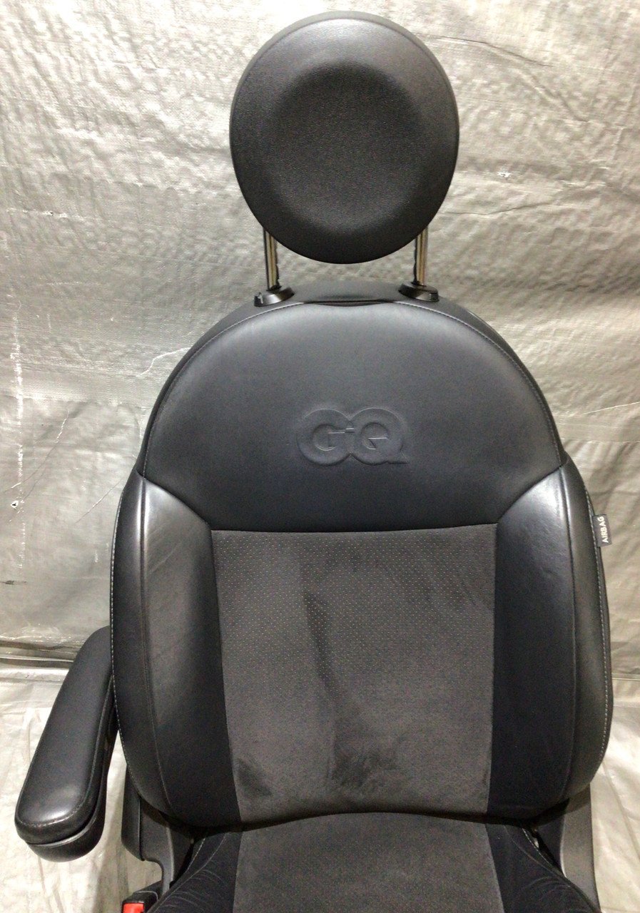 2014 Fiat 500c GQ Edition Black Leather / Suede Front & Rear Seat Set / F5017 - Image 32