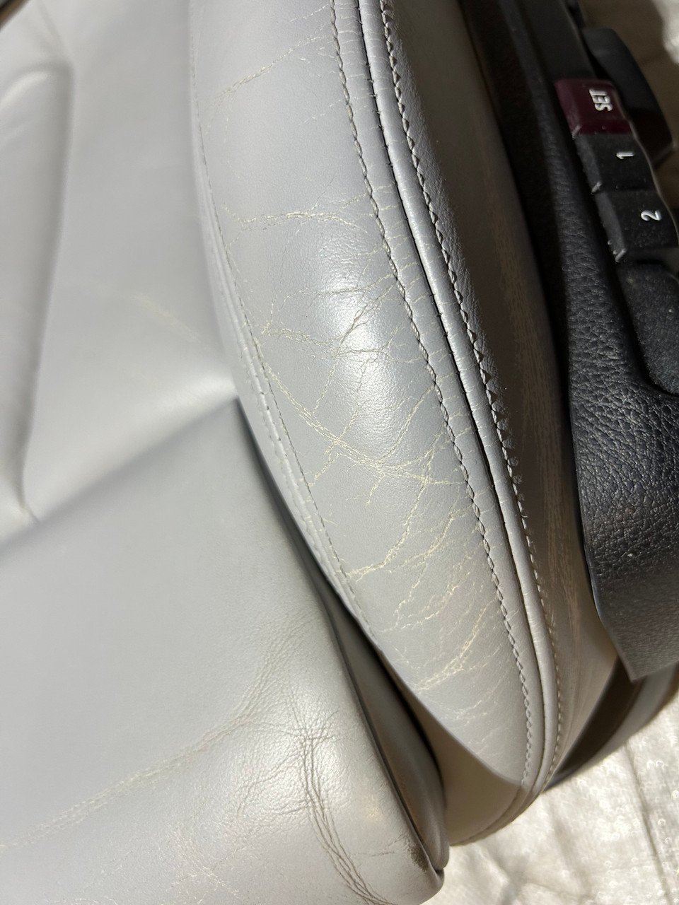 2015-2020 F83 BMW M4 Convertible Silverstone Merino Leather Front Seats / Heated w/ Neck Warmer / F8M02 - Image 14