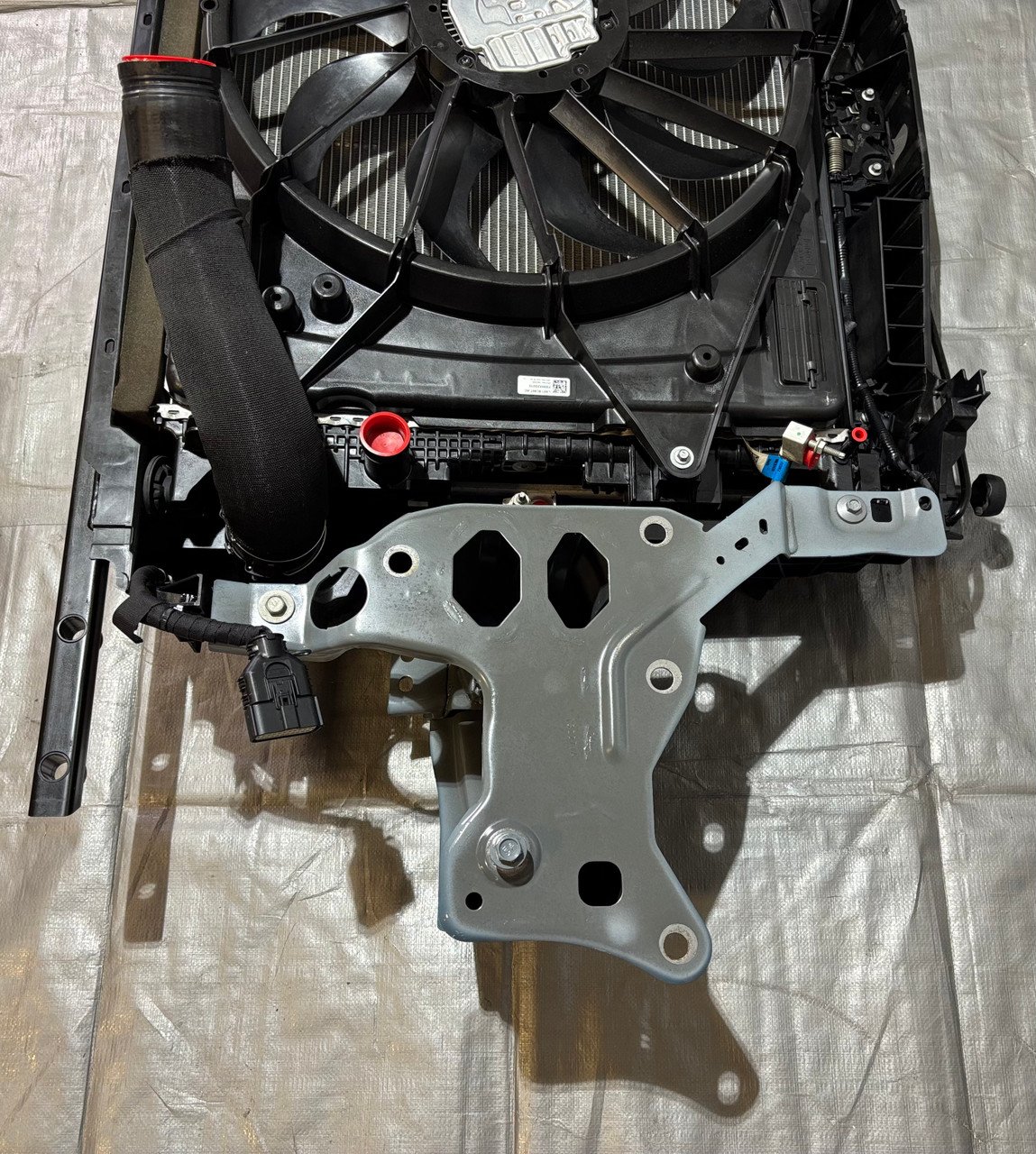 2022-2023 Ford Maverick 2.0l Front Core Support / Radiator / Cooling Fan Assembly / 29K MV005 - Image 8
