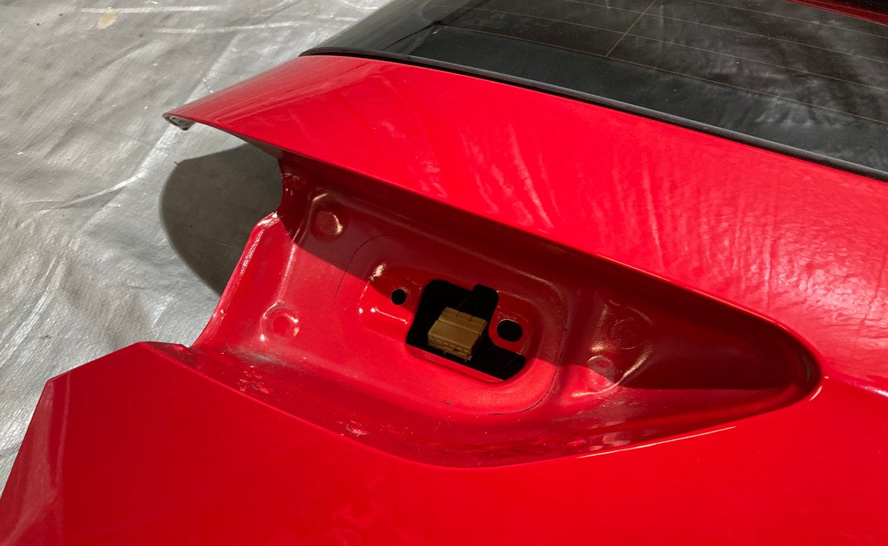 2022-2023 Volkswagen MK8 GTI Rear Trunk Lid Liftgate w/ Spoiler / M8001 - Image 15