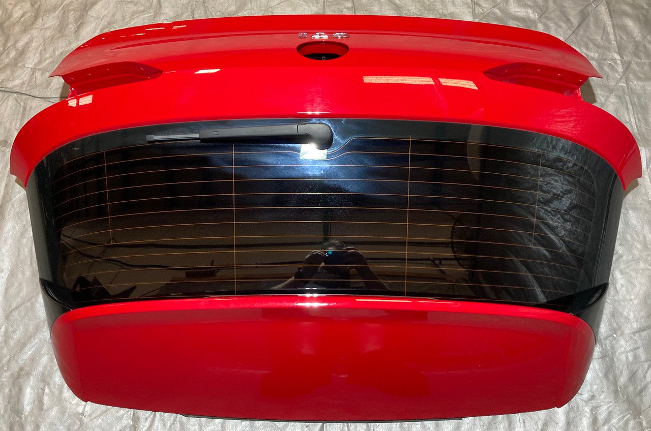 2022-2023 Volkswagen MK8 GTI Rear Trunk Lid Liftgate w/ Spoiler / M8001 - Image 16