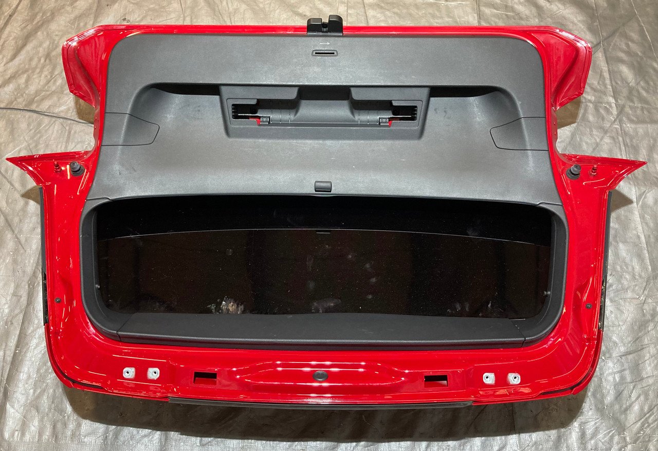 2022-2023 Volkswagen MK8 GTI Rear Trunk Lid Liftgate w/ Spoiler / M8001 - Image 21