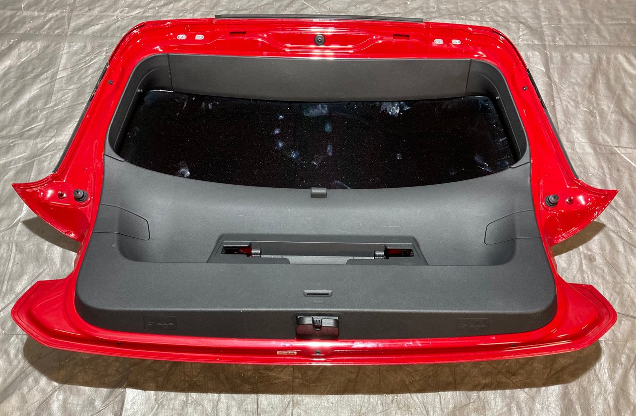 2022-2023 Volkswagen MK8 GTI Rear Trunk Lid Liftgate w/ Spoiler / M8001 - Image 22