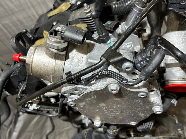 2016-2018 Audi TT 2.0l Engine Long Block w/ Turbocharger / CNTC / 106K T3002 - Image 19