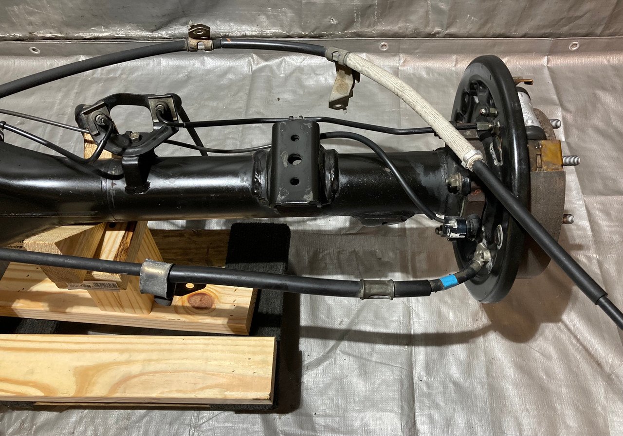 2016-2023 Toyota Tacoma 3.5l V6 RWD Rear Axle Assembly / Differential / 3.90 / 101K TC001 - Image 5