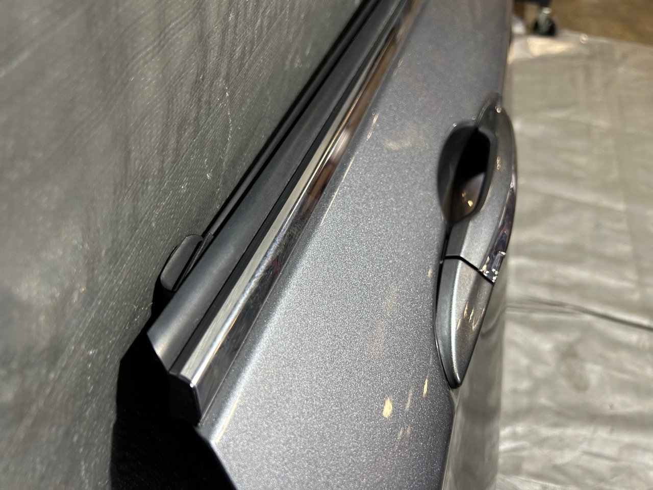 2017-2020 Infiniti Q60 Passenger Door Assembly / Graphite Shadow IQ605 - Image 9