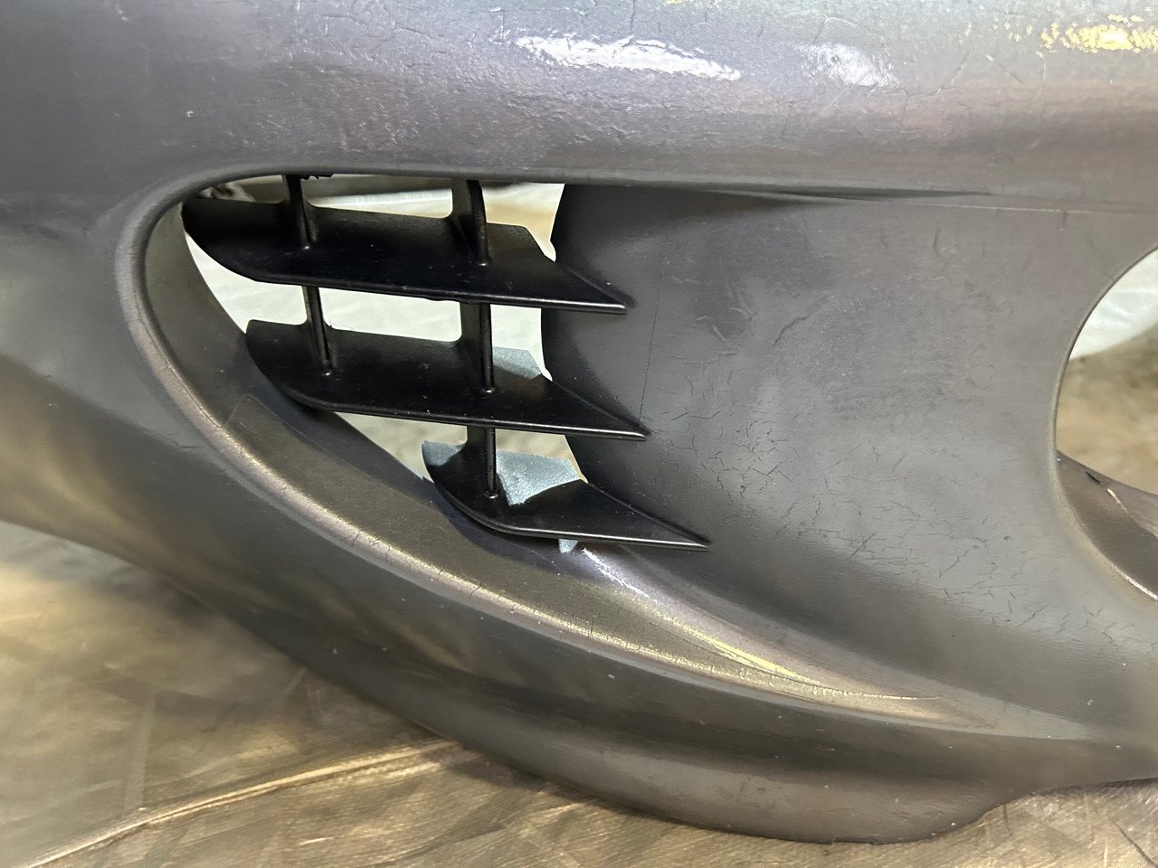 2005-2006 Lotus Elise OEM Front Clamshell *DAMAGED* / LEL03 - Image 15