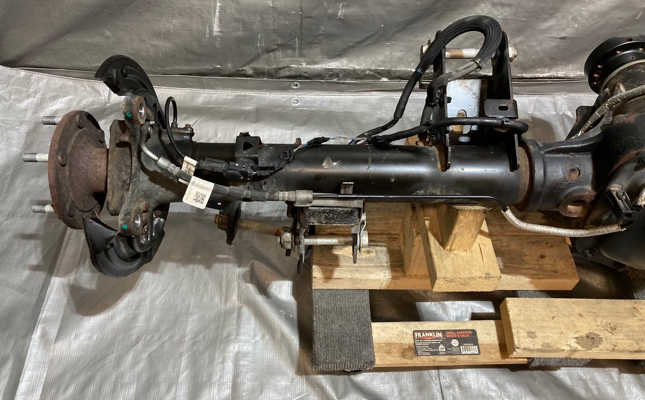 2021-2024 Ford Bronco Rear Axle Assembly / 3.73 / Automatic / ACF *DAMAGE* / 33K BR003 - Image 12