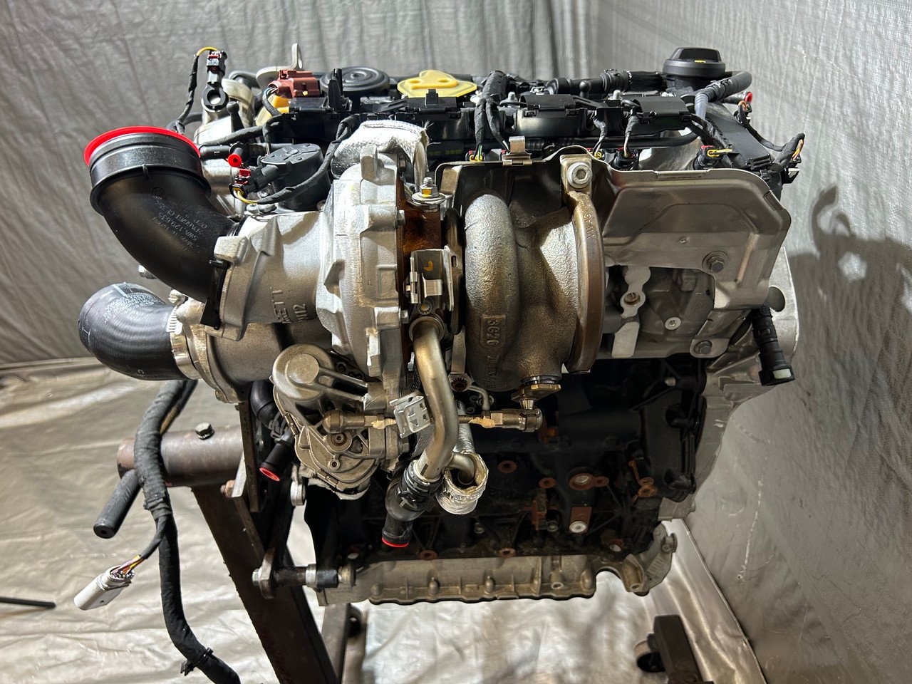 2022-2024 Volkswagen MK8 GTI 2.0l Engine Long Block w/ Turbocharger / DRNA / 19K *UNTESTED* M8002 - Image 2