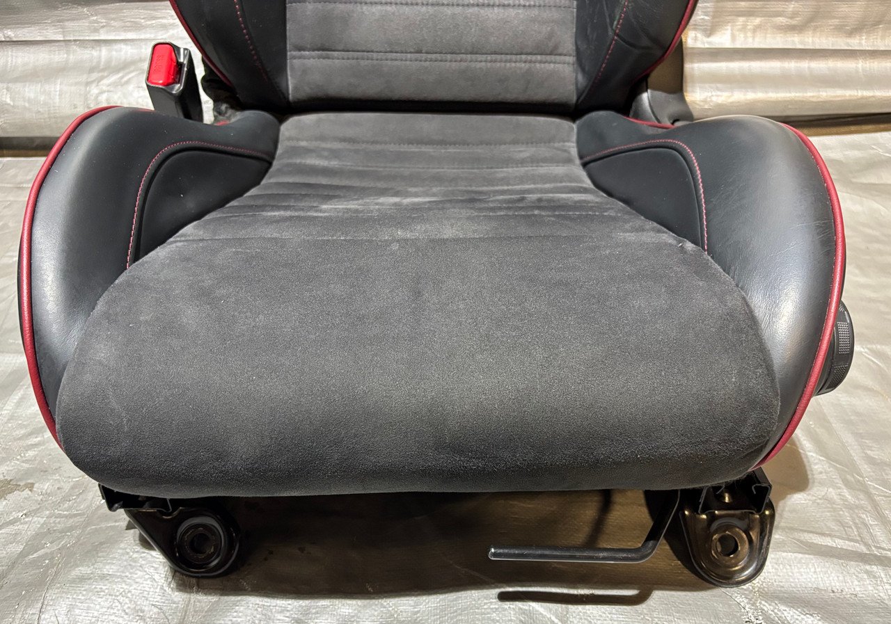 2014 Fiat 500c GQ Edition Black Leather / Suede Front & Rear Seat Set / F5017 - Image 3