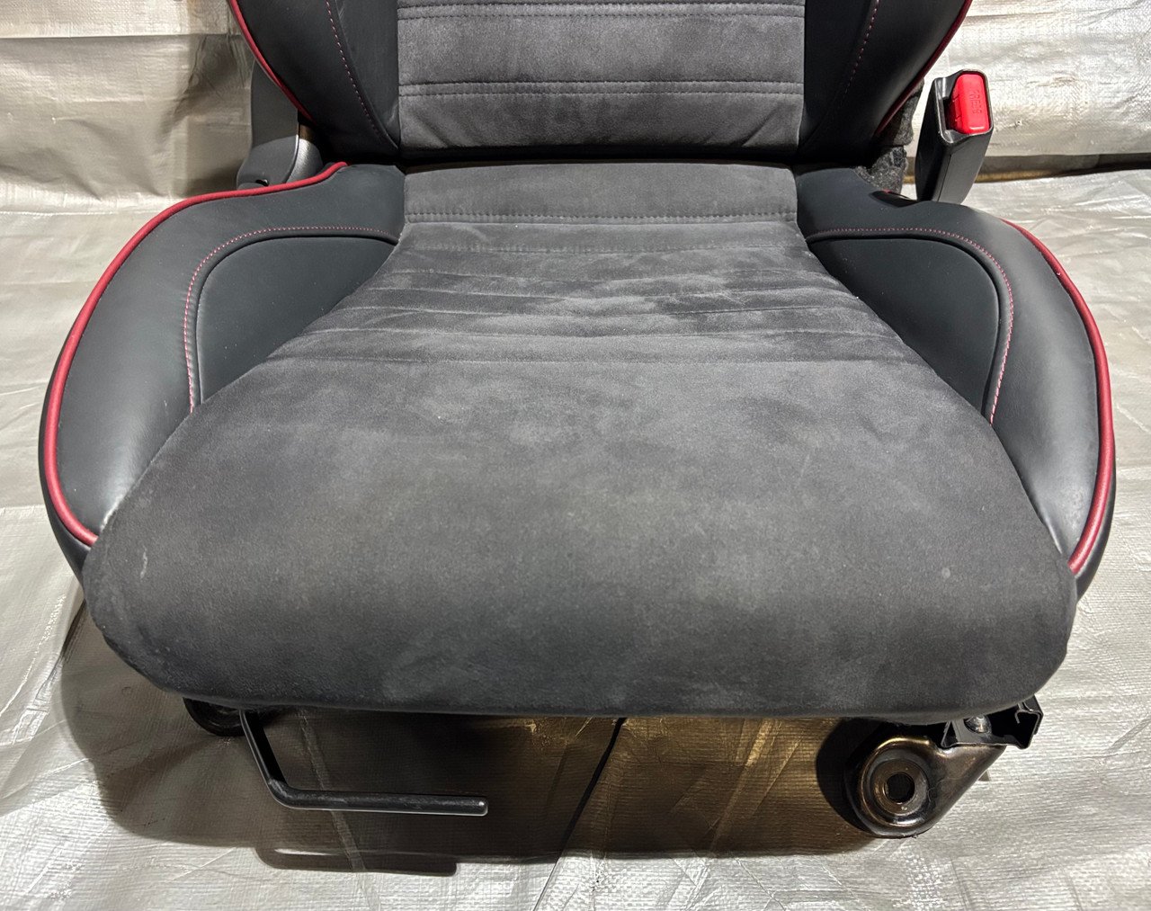 2014 Fiat 500c GQ Edition Black Leather / Suede Front & Rear Seat Set / F5017 - Image 9