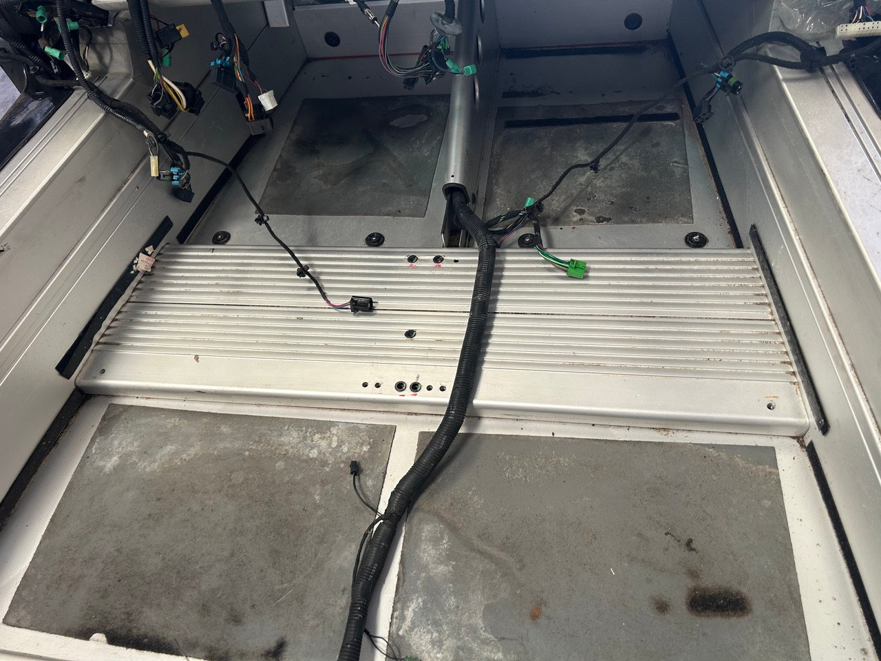 2005-2011 Lotus Elise OEM Vehicle Chassis Structure / *DAMAGE* / Starlight Black Metallic LEL01 - Image 10