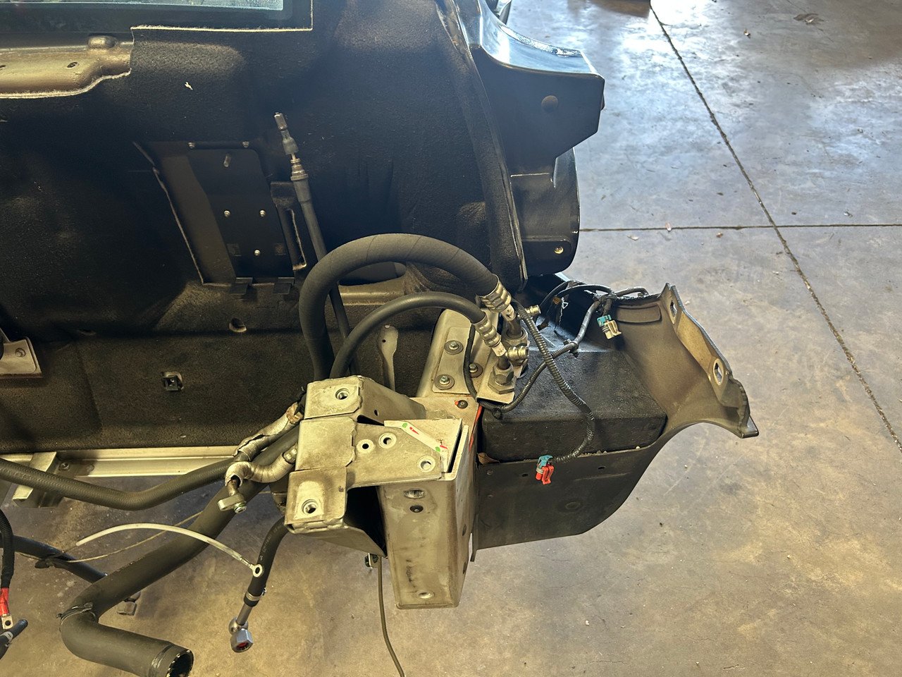 2005-2011 Lotus Elise OEM Vehicle Chassis Structure / *DAMAGE* / Starlight Black Metallic LEL01 - Image 13