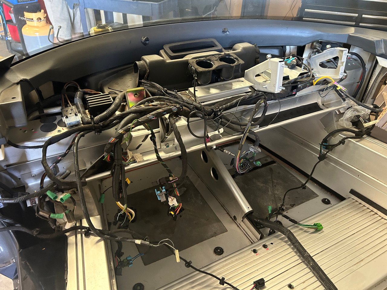 2005-2011 Lotus Elise OEM Vehicle Chassis Structure / *DAMAGE* / Starlight Black Metallic LEL01 - Image 28