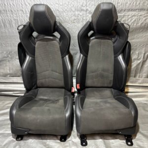2020-2025 Chevrolet C8 Corvette Stingray GT2 Bucket Seats / Pair / Black Leather / Suede *DAMAGE* / C8002