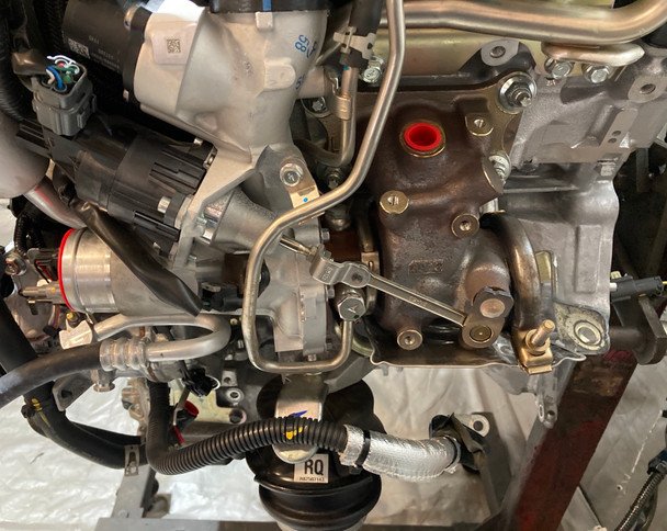 2023-2024 Nissan Z 3.0l VR30DDTT Engine Long Block w/ Turbochargers / Automatic / 6k NZ001 - Image 8