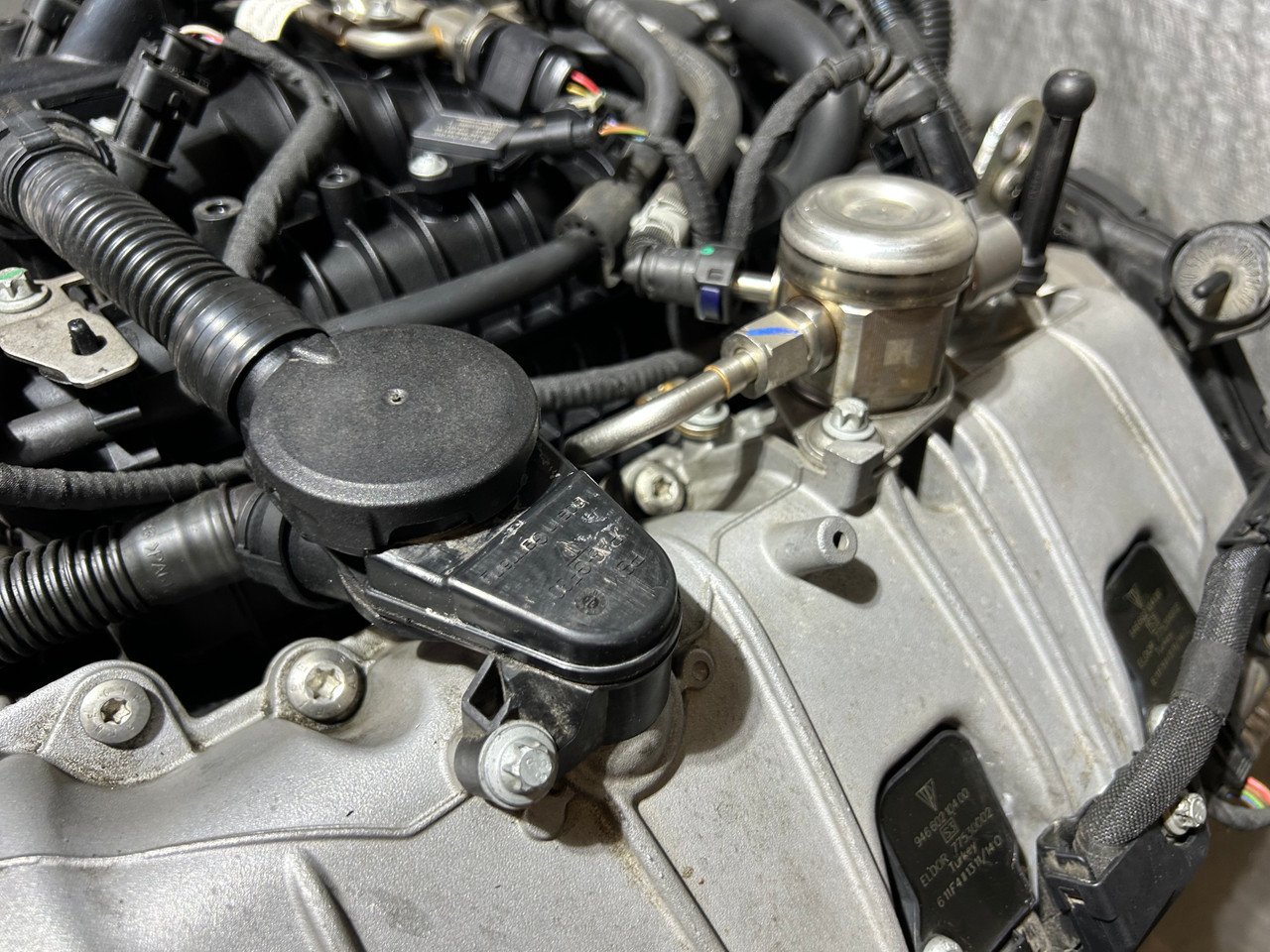 2015-2016 Porsche Macan Turbo 3.6l Engine Long Block w/ Turbochargers / 84K PM006 - Image 8
