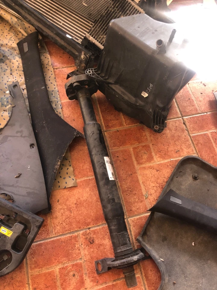 Mercedes Benz Sprinter cargo van parts 2020 Lots of parts. Selling as a set only - Image 12