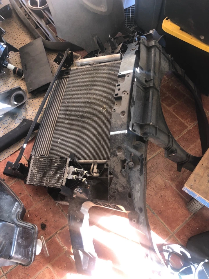 Mercedes Benz Sprinter cargo van parts 2020 Lots of parts. Selling as a set only - Image 14