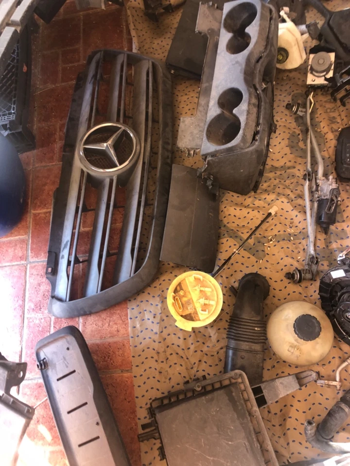 Mercedes Benz Sprinter cargo van parts 2020 Lots of parts. Selling as a set only - Image 4